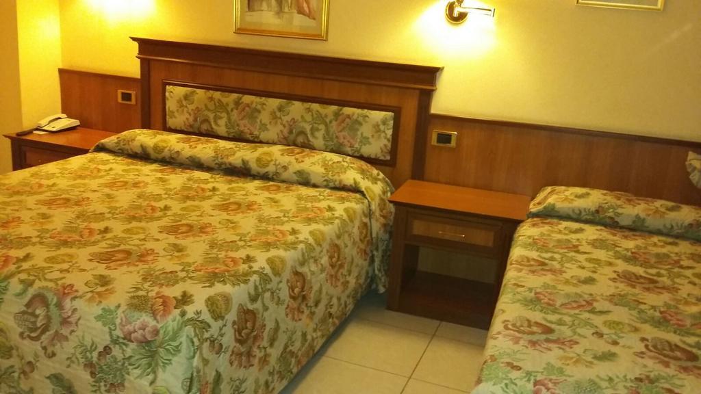 Hotel Malaga Avellino Zewnętrze zdjęcie