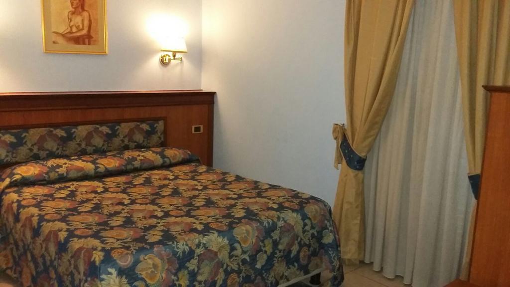 Hotel Malaga Avellino Zewnętrze zdjęcie