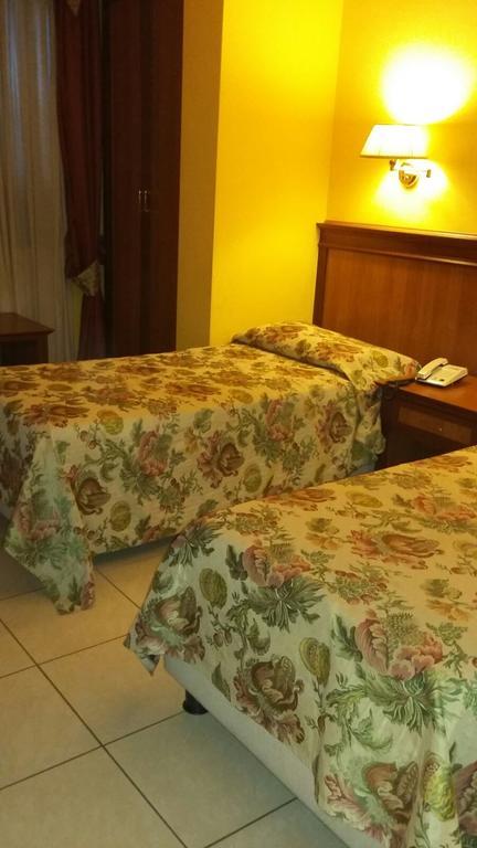 Hotel Malaga Avellino Zewnętrze zdjęcie