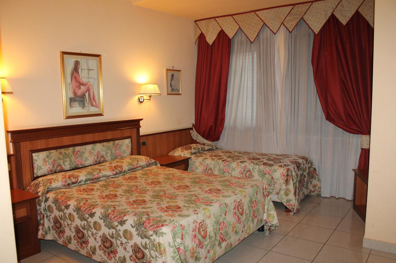 Hotel Malaga Avellino Zewnętrze zdjęcie